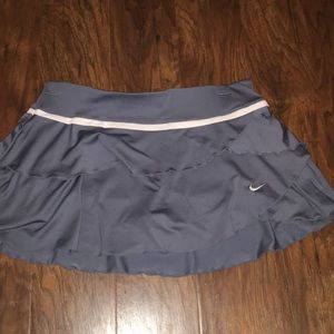 Women’s Nike dri fit tennis skort medium